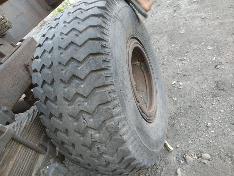 Шины диски ступицы всборе