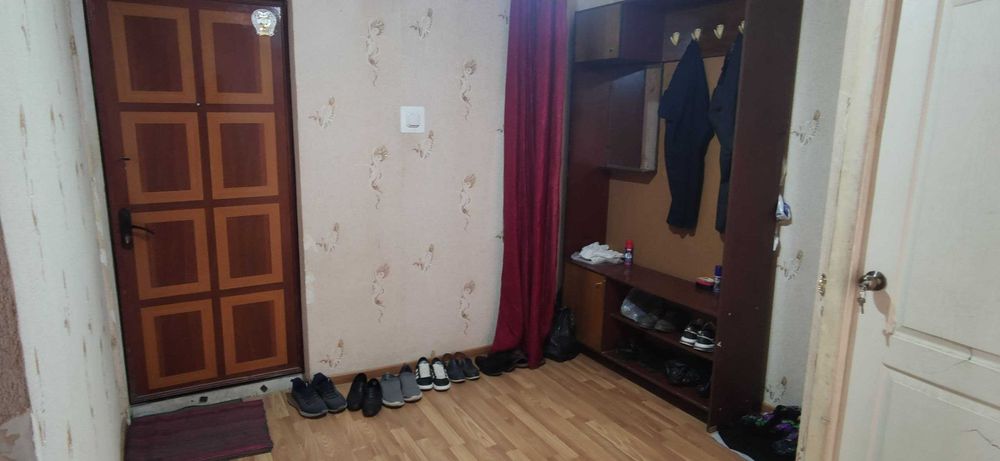 Уй сотилади !!! ЧИРЧИҚ ШАХАР 3/3/5, 76.10 кв/м