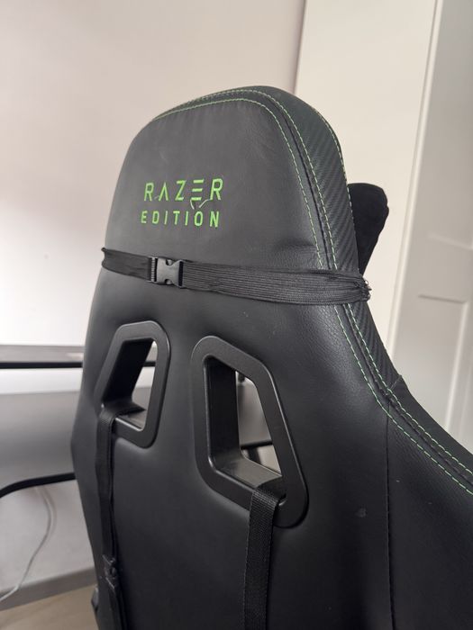 Razer геймърски стол