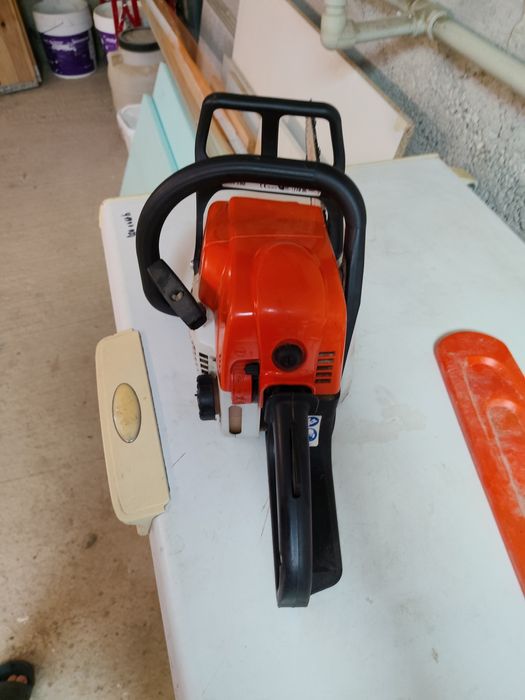 Vând drujba Stihl 170 MS