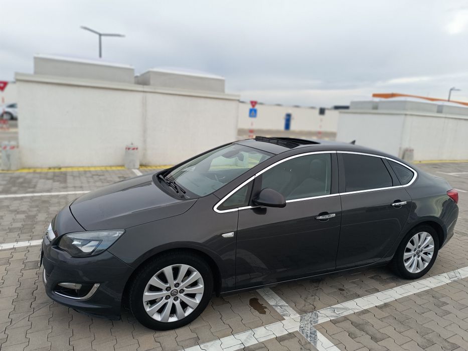 OPEL Astra 2013 — imagine 5
