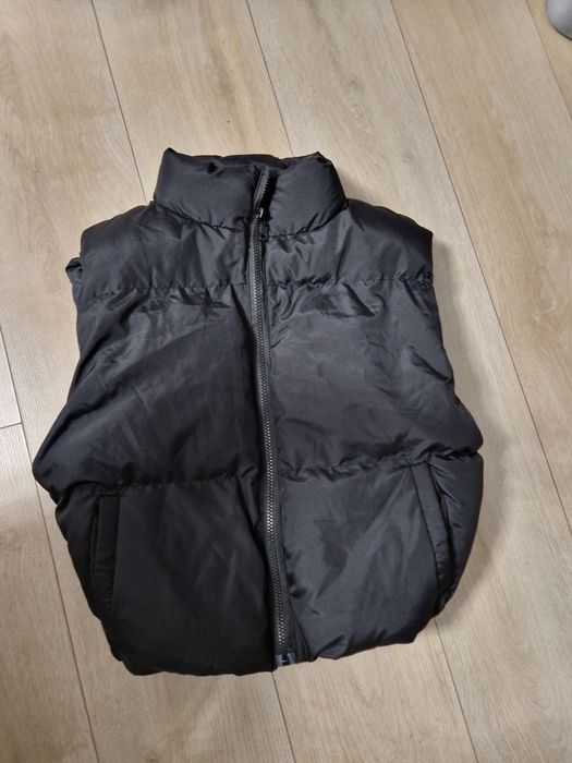 Vesta scurta de dama