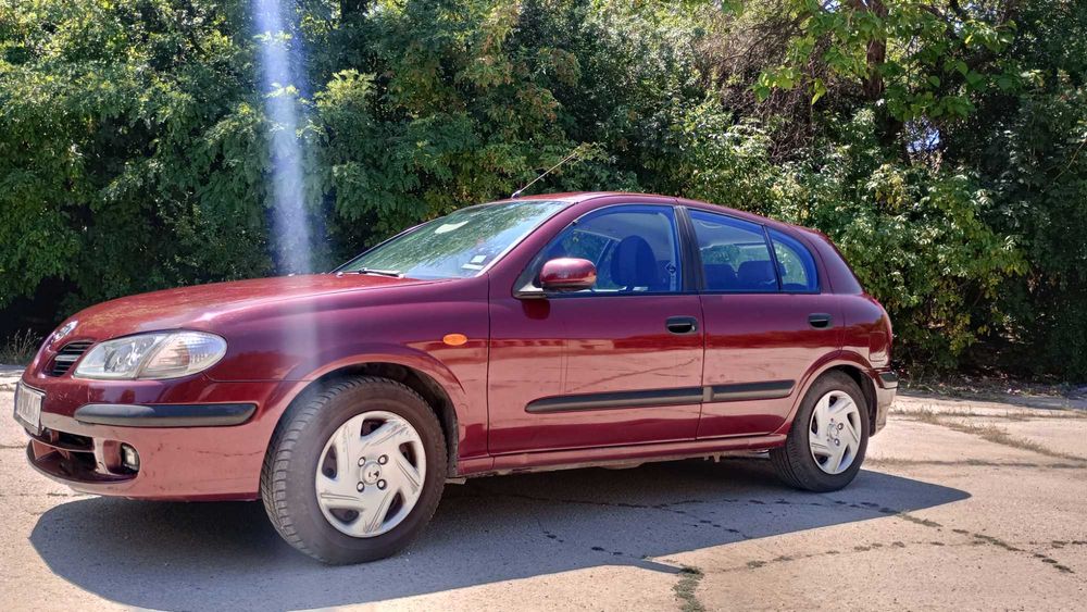 Продавам Нисан Алмера 1.8 / 116 HP