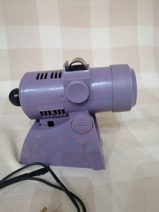 Диапроектор (фильмоскоп)