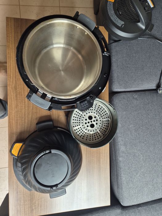 Instant Pot PRO CRISP + AIR FRYER комбиниран еър фрайър мултикукър