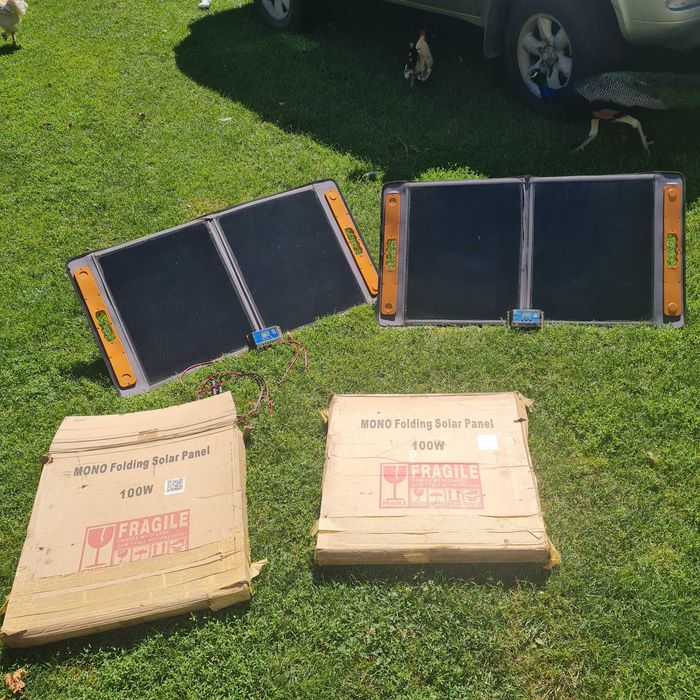 Продавам сгъваем монокристален соларен панел 100W