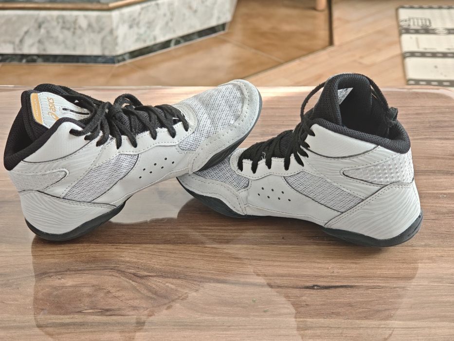 Борцовки Asics 33