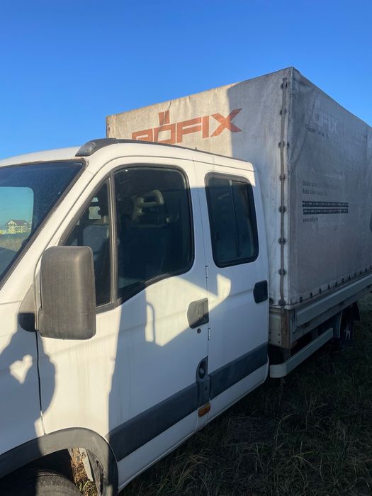 De vanzare iveco daily 2.3 diesel 7 lucuri
