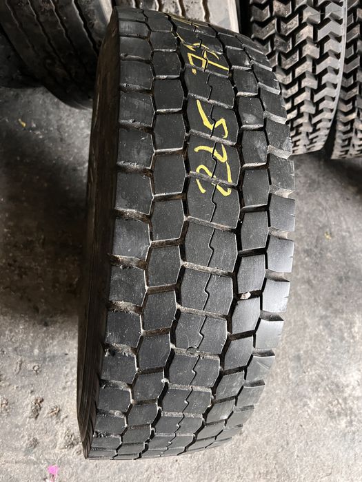 1 anvelopa camion 225/75/17.5 , Bridgestone , 9.7 mm