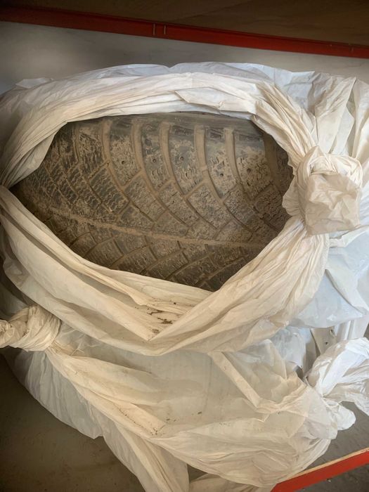 Продам шины 225/55/17