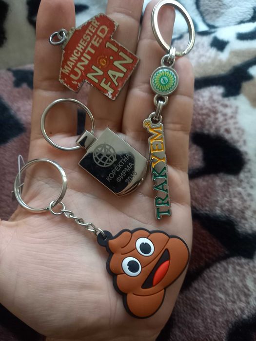 Ключодържатели 4 броя комплект за всички