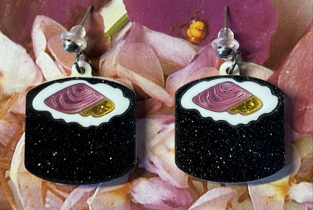 Новые акриловые серьги суши