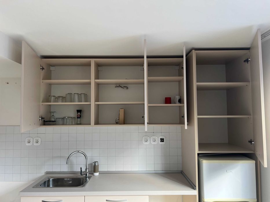 Кухня и оборудване