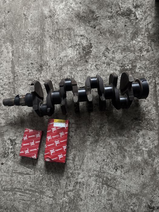 Коленвал Toyota Carina E