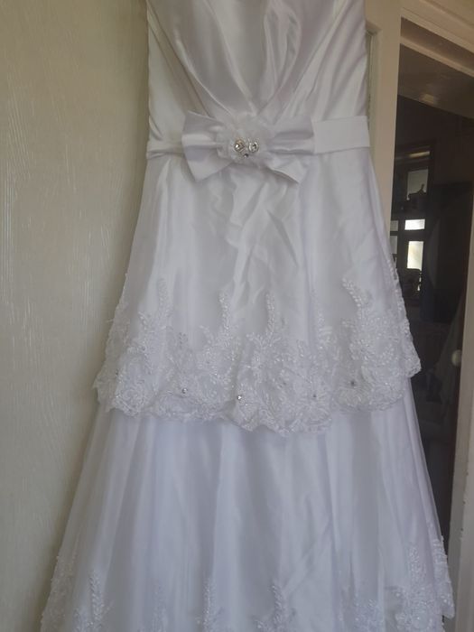 Продаётся свадебное платье