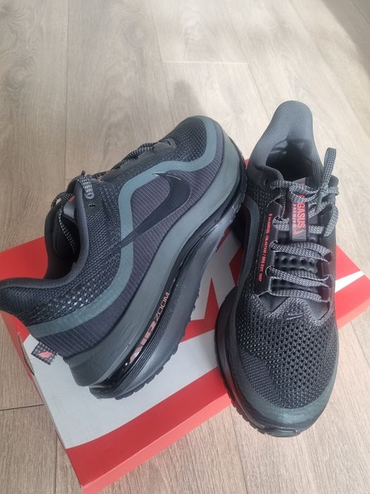 NIKE  Pegasus Premium Zoom