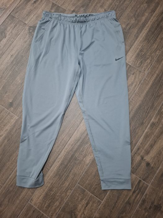 Долнище Nike   L