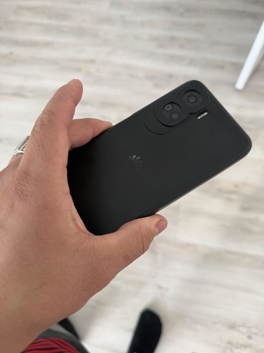 Honor 90 Lite в хорошем состояни