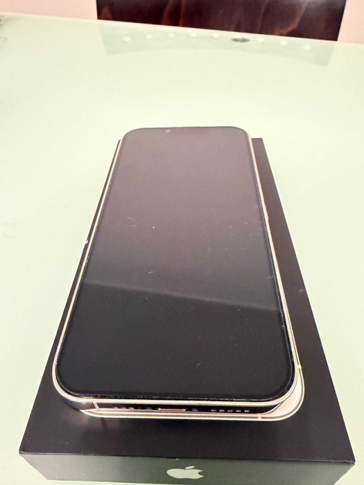 iPhone 13 Pro 256GB - перфектно състояние