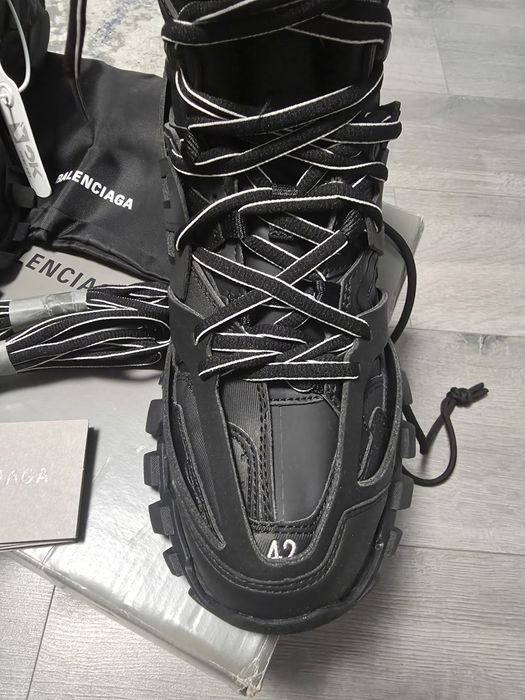 Adidasi Balenciaga  42