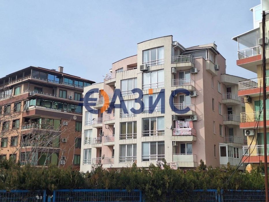Апартамент с 1 спалня на първа линия, Поморие, 65 кв. м, 118000 евро