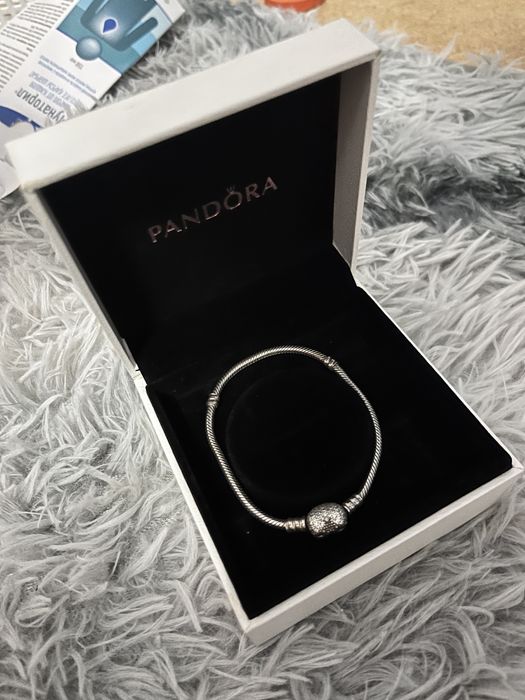 Продам срочно  пандору оригинал