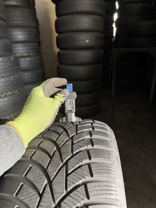 4 anvelope iarna 215/50/18 Toyo DOT 2022!