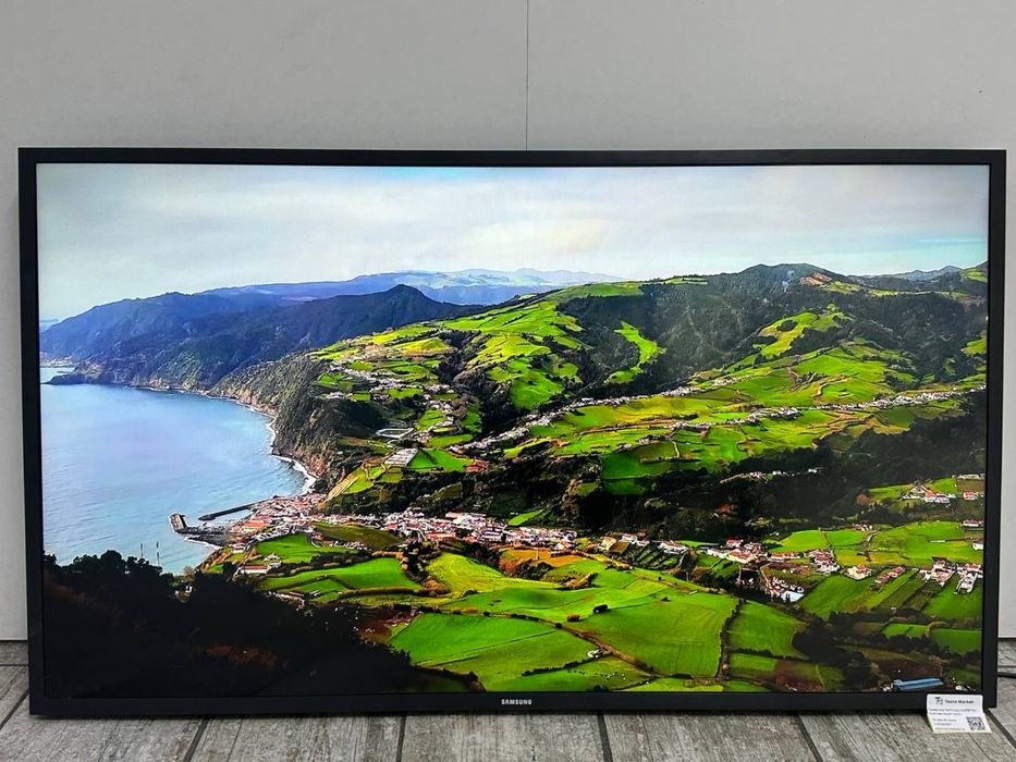 Телевизор Samsung LH43BETM /