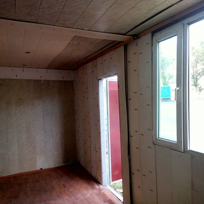 Продаю бытовку..