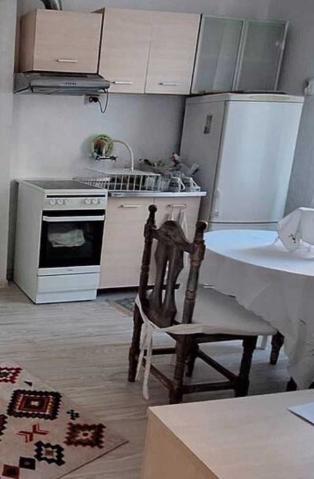 Дава се под наем Къща в Перник, Монте Карло - 90 кв.м за 408 € - Снимка #4