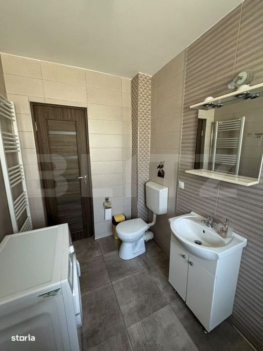Apartament 2 camere, decomandat, loc de parcare