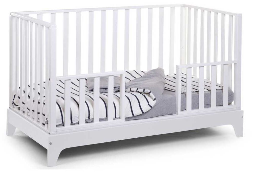 Vand 2 Patute copii  cu saltele incluse, din Lemn Masiv 140x70cm