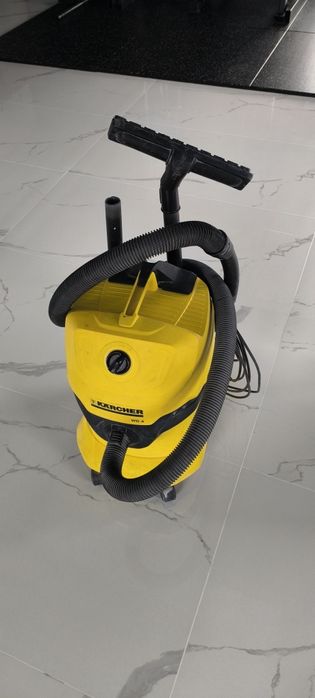 Karcher WD4 прахосмукачка