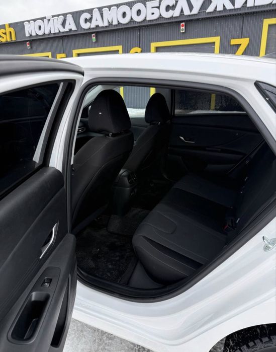 Элантра хюндай 2025