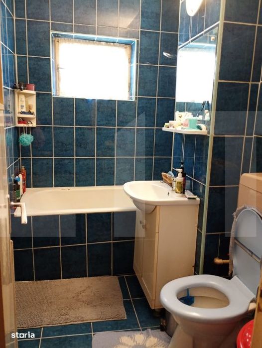 Apartament 3 camere de vanzare, 66 mp, zona Simeria