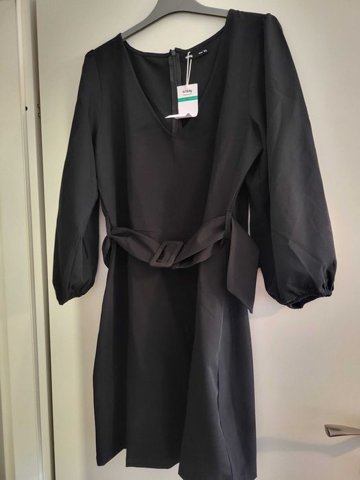 Rochie neagra Sinsay marimea XL