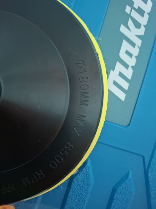 Полировочная машинка MAKITA