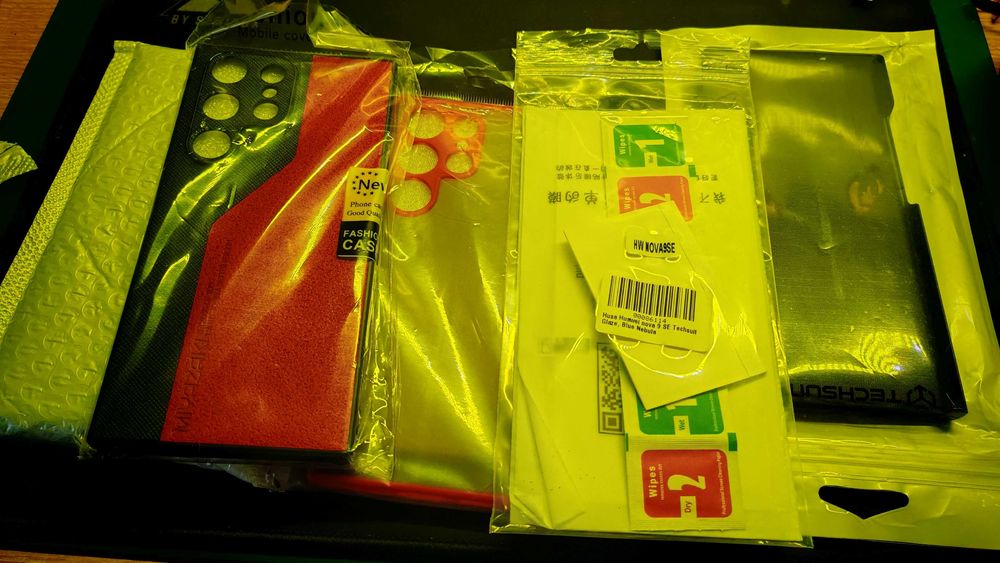 4 buc.  Husa Samsung S23 Ultra + 3 folii hidrogel regenerabile