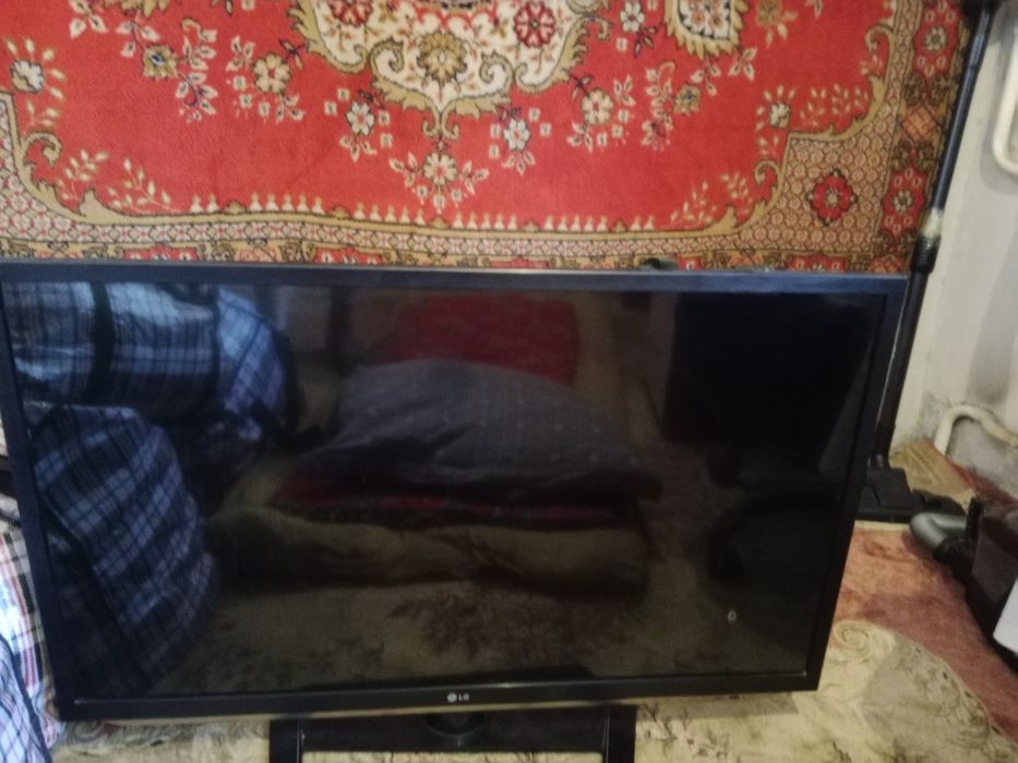 Телевизор LG на запчасти