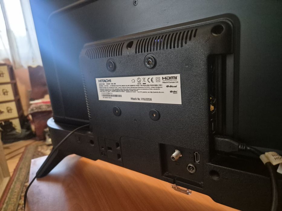 TV  Hitachi  led smart hd.