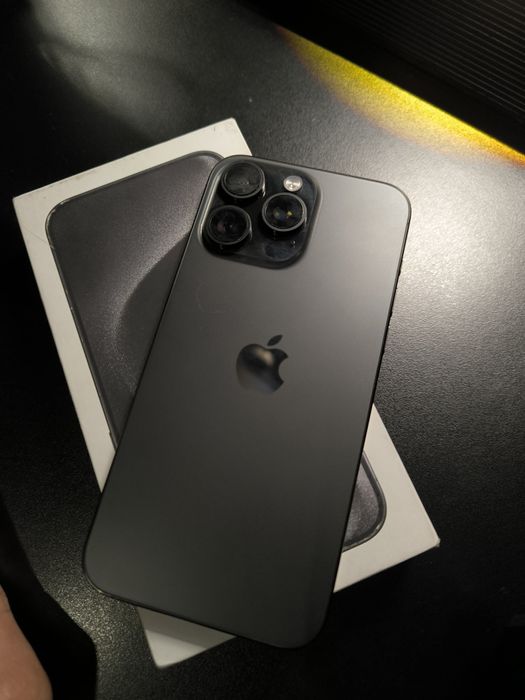 Айфон 15про Макс