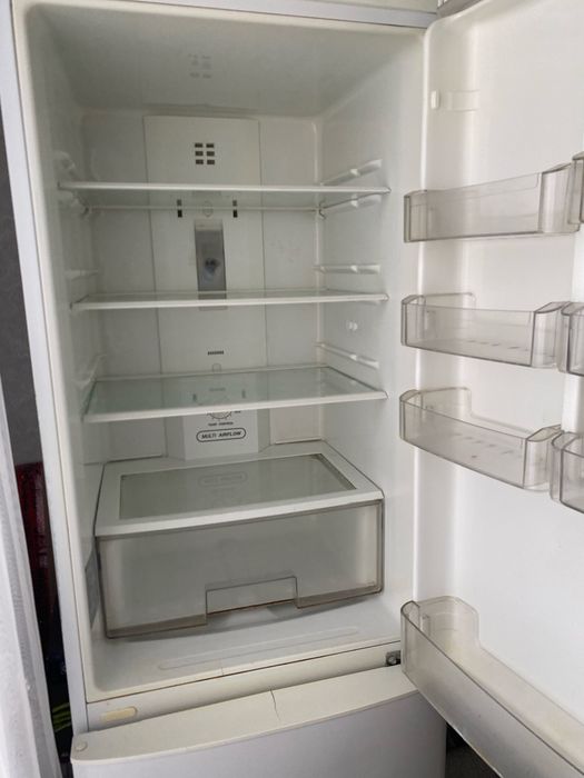холодильник LG 77