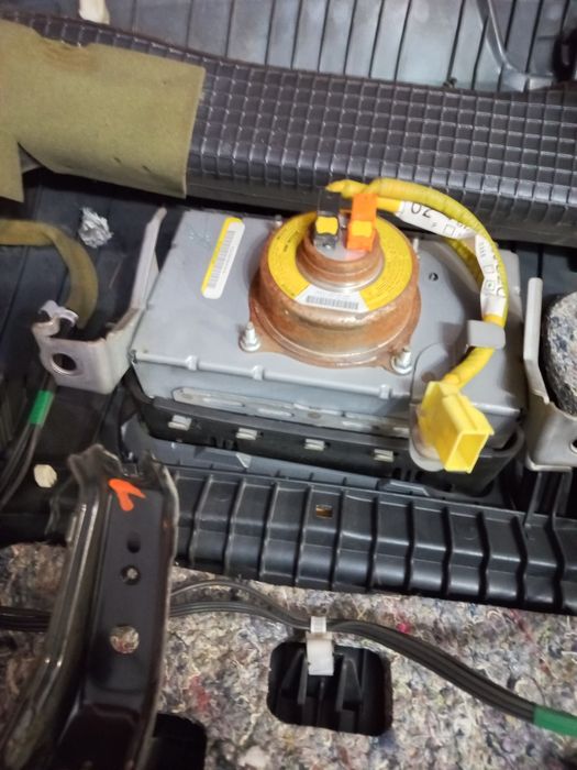 Продам запчасти на тайота авалон 3.5