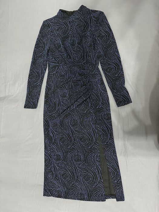 Платье продам