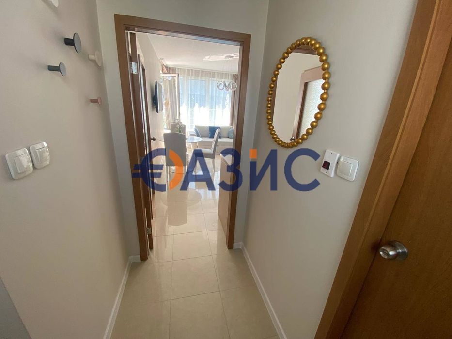 Продава се Двустаен апартамент в Свети Влас - 49 кв.м за 1062 €/кв.м - Снимка #12