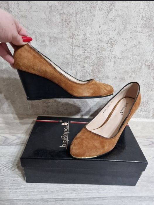 Туфли женские р39 замша