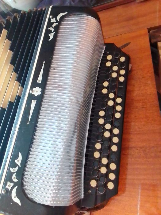 Баян .гитара Советского производства
