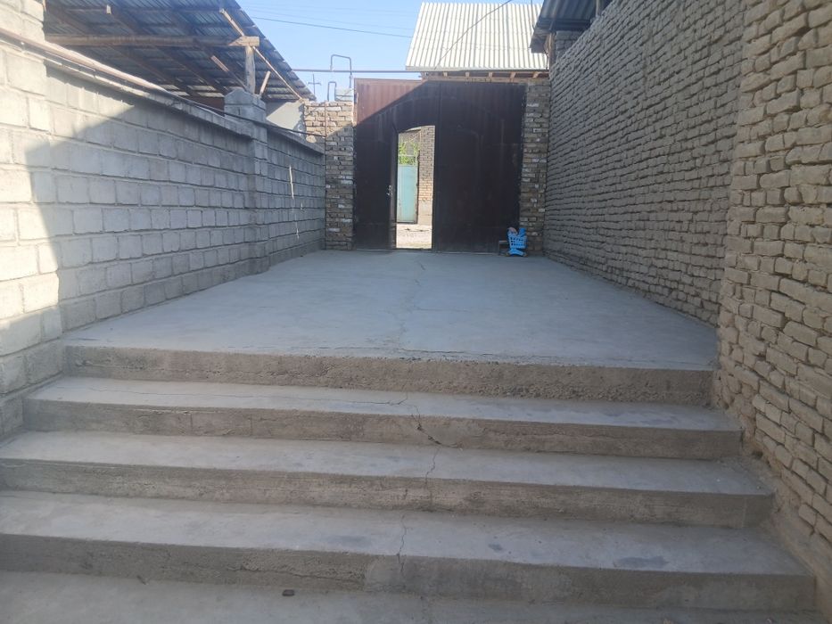 Xovli sotiladi xakanda