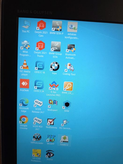 Programe Diagnoză Auto (BMW, VAG, OPEL) instalate pe SSD NVMe SP 512