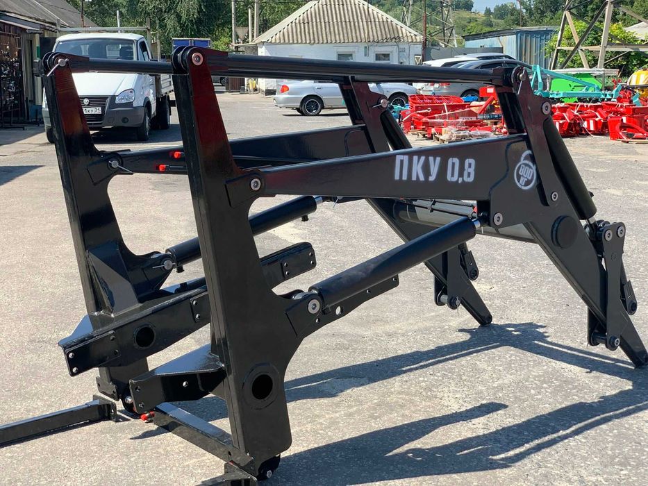 Погрузчик фронтальный навесной ПКУ-0.8 (КУН)